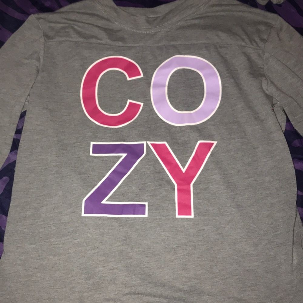 Girls shirt never worn